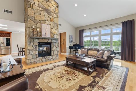 27 Rejane Avenue Lewiston ME 04240