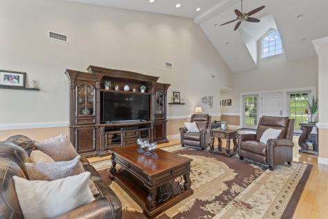 27 Rejane Avenue Lewiston ME 04240