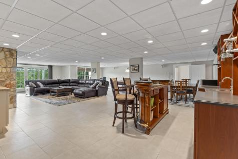 27 Rejane Avenue Lewiston ME 04240