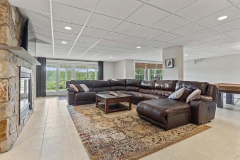 27 Rejane Avenue Lewiston ME 04240