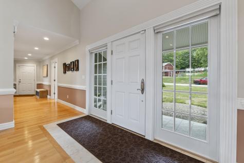 27 Rejane Avenue Lewiston ME 04240