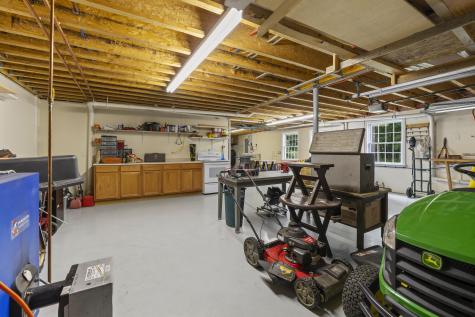 27 Rejane Avenue Lewiston ME 04240