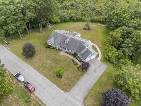 27 Rejane Avenue Lewiston ME 04240