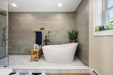 65 Barrett Lane Holden ME 04429