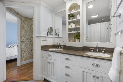 37 Frost Fish Cove Road Harpswell ME 04079