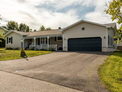 6 Revere Street Lewiston ME 04240