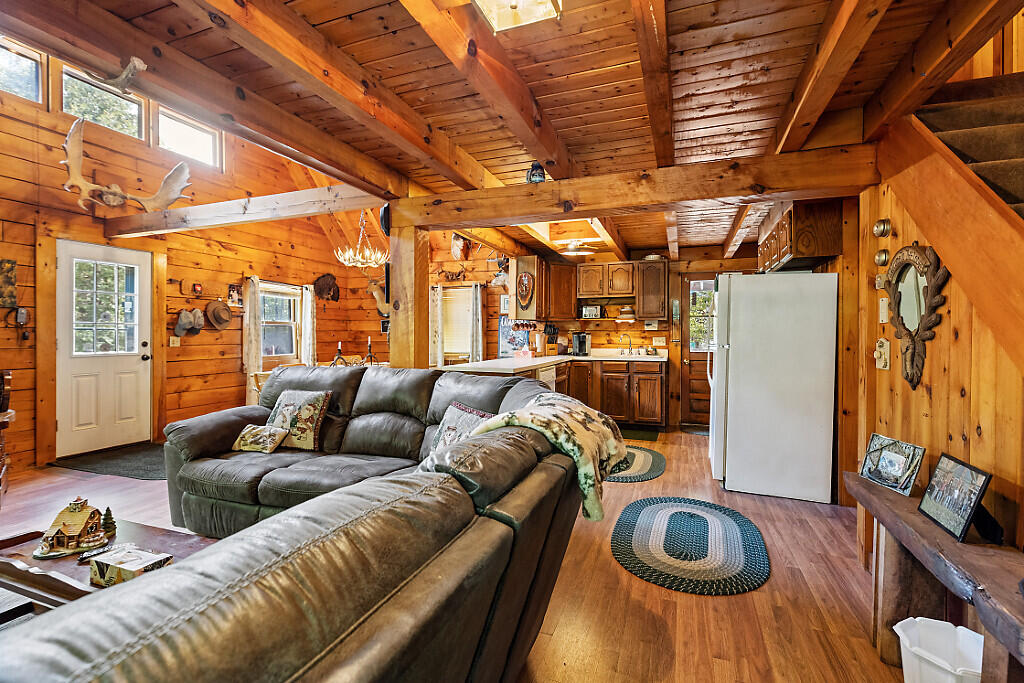 11 Woods Road Dallas Plt ME 04970