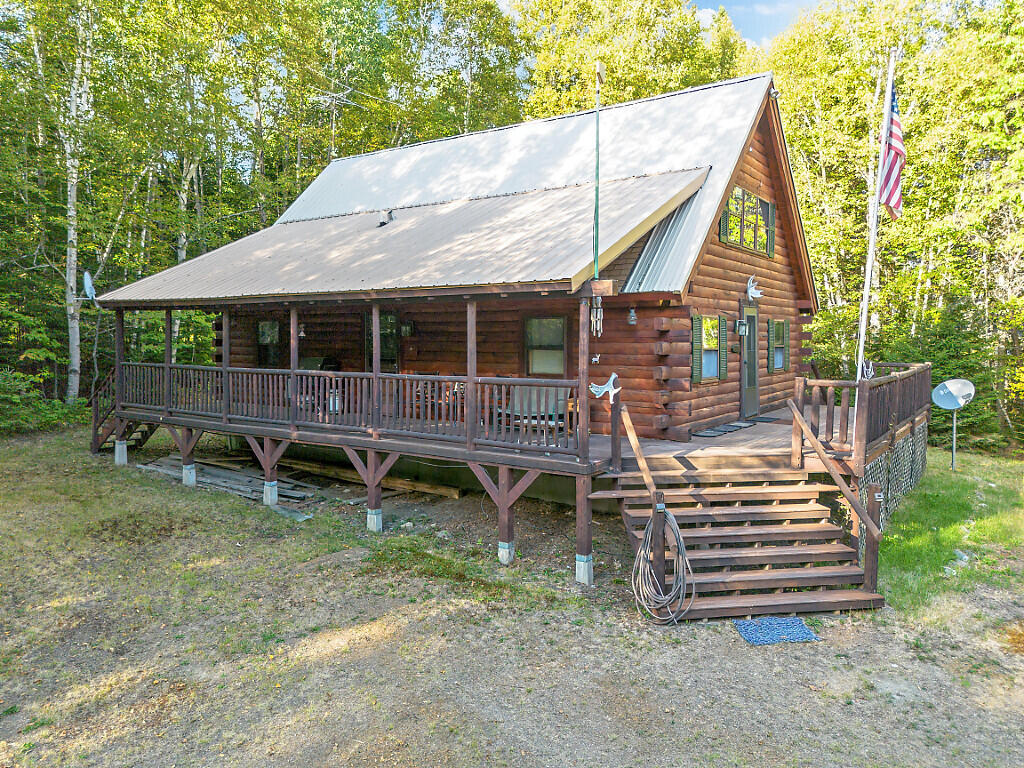 11 Woods Road Dallas Plt ME 04970