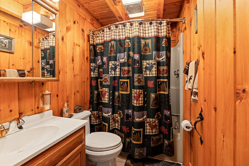 11 Woods Road Dallas Plt ME 04970