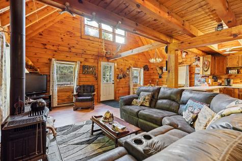 11 Woods Road Dallas Plt ME 04970