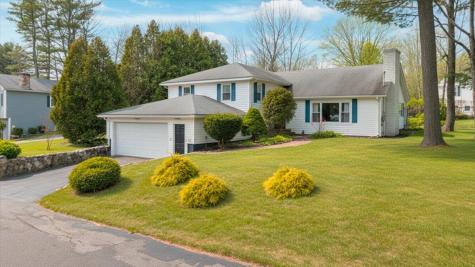 20 Woodside Drive Lewiston ME 04240