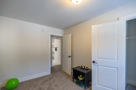 4 Stream Side Drive Lewiston ME 04240