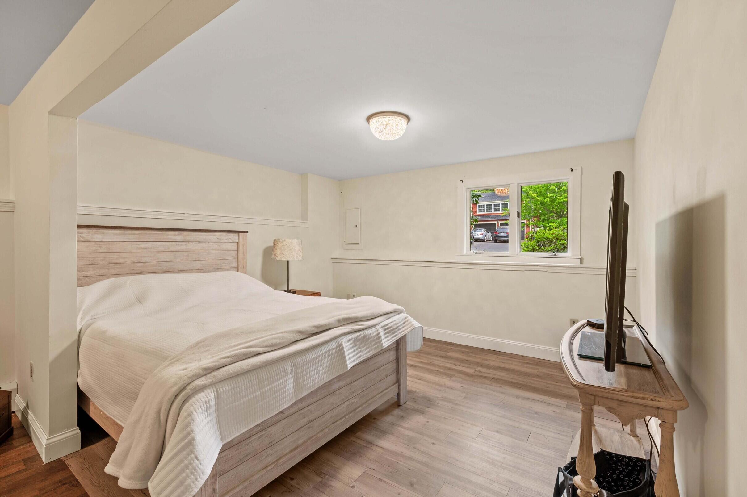 19 Alberta Drive Westbrook ME 04092