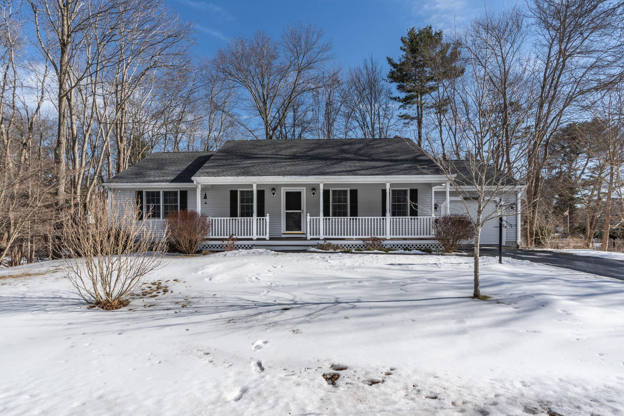 17 Darcy Road York ME 03909