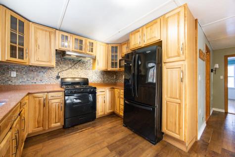 112 N Raymond Road Gray ME 04039