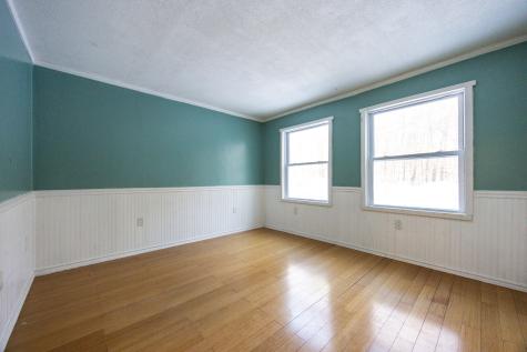 112 N Raymond Road Gray ME 04039