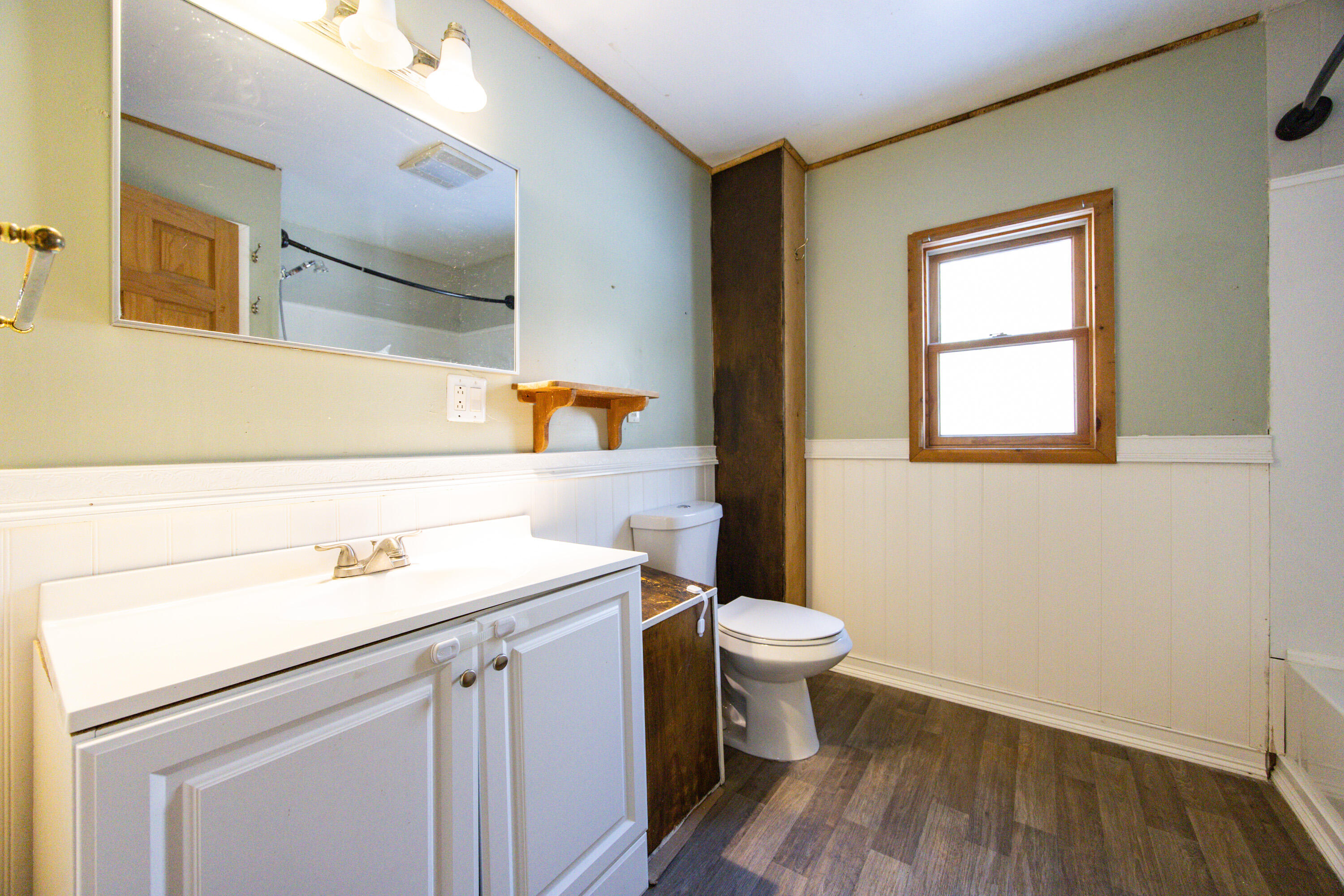 112 N Raymond Road Gray ME 04039