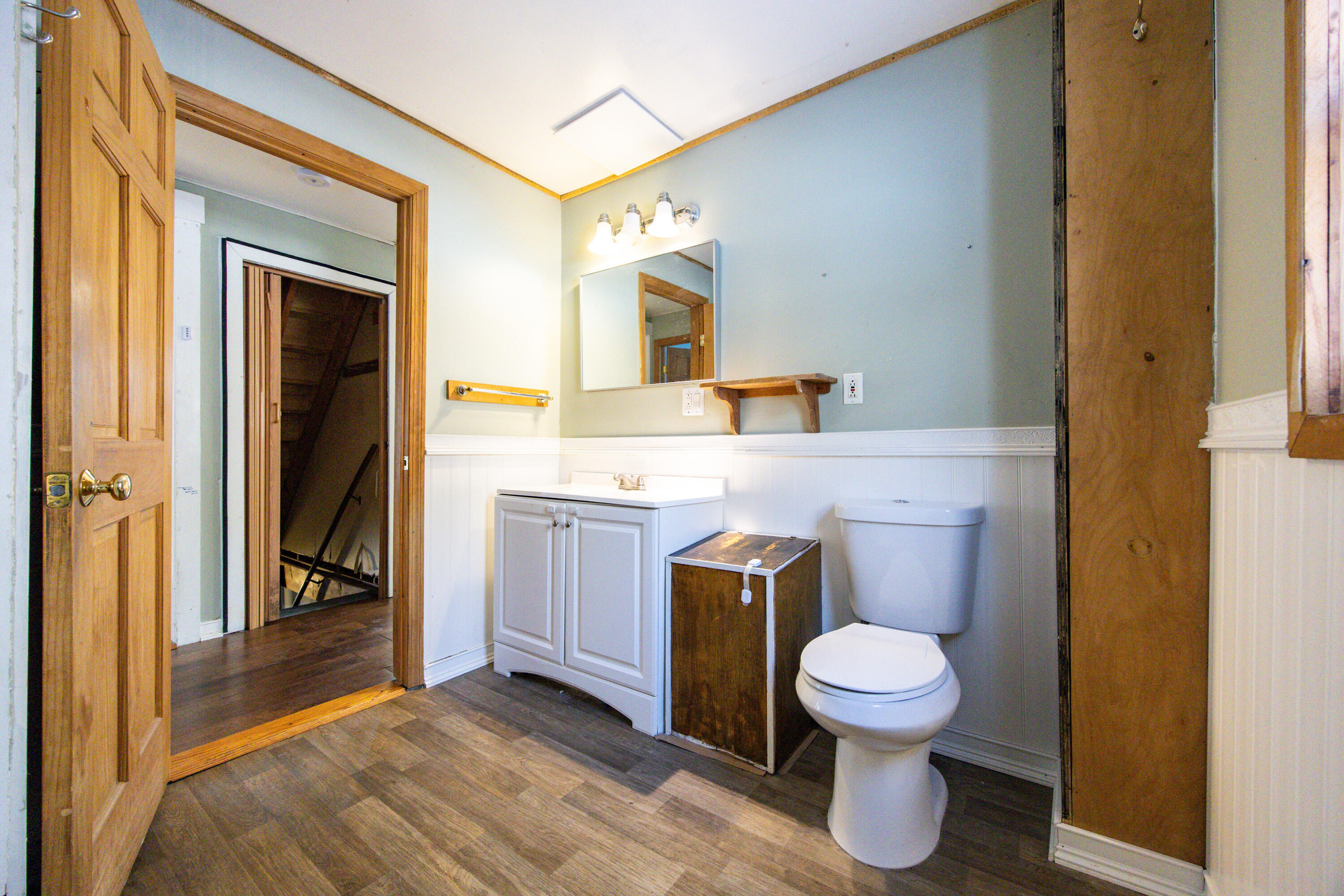 112 N Raymond Road Gray ME 04039