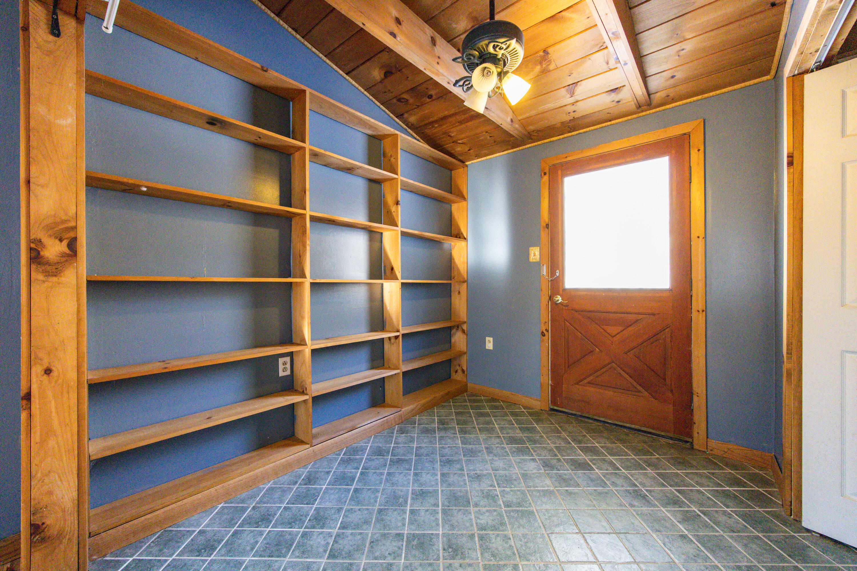 112 N Raymond Road Gray ME 04039