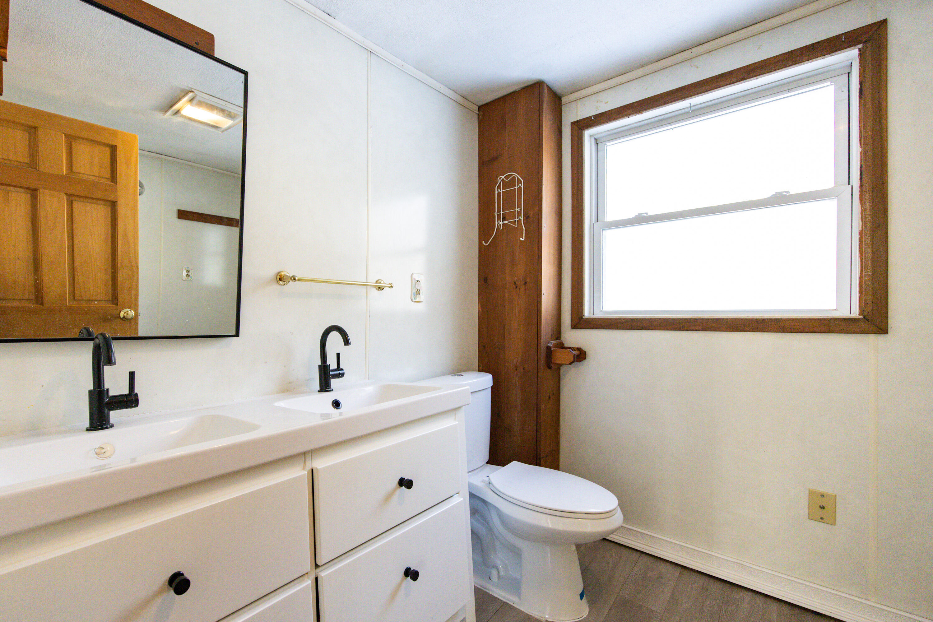 112 N Raymond Road Gray ME 04039