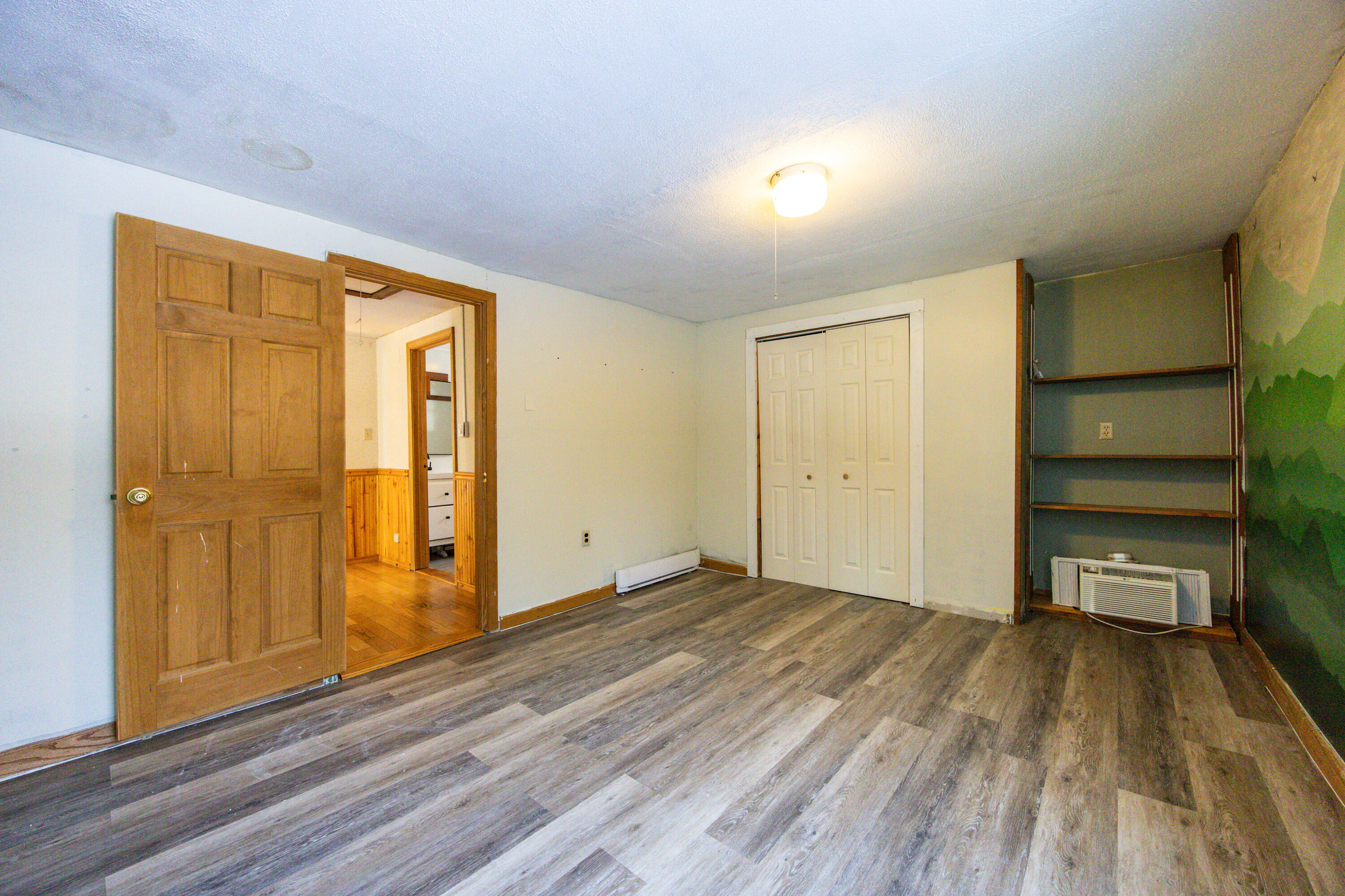 112 N Raymond Road Gray ME 04039