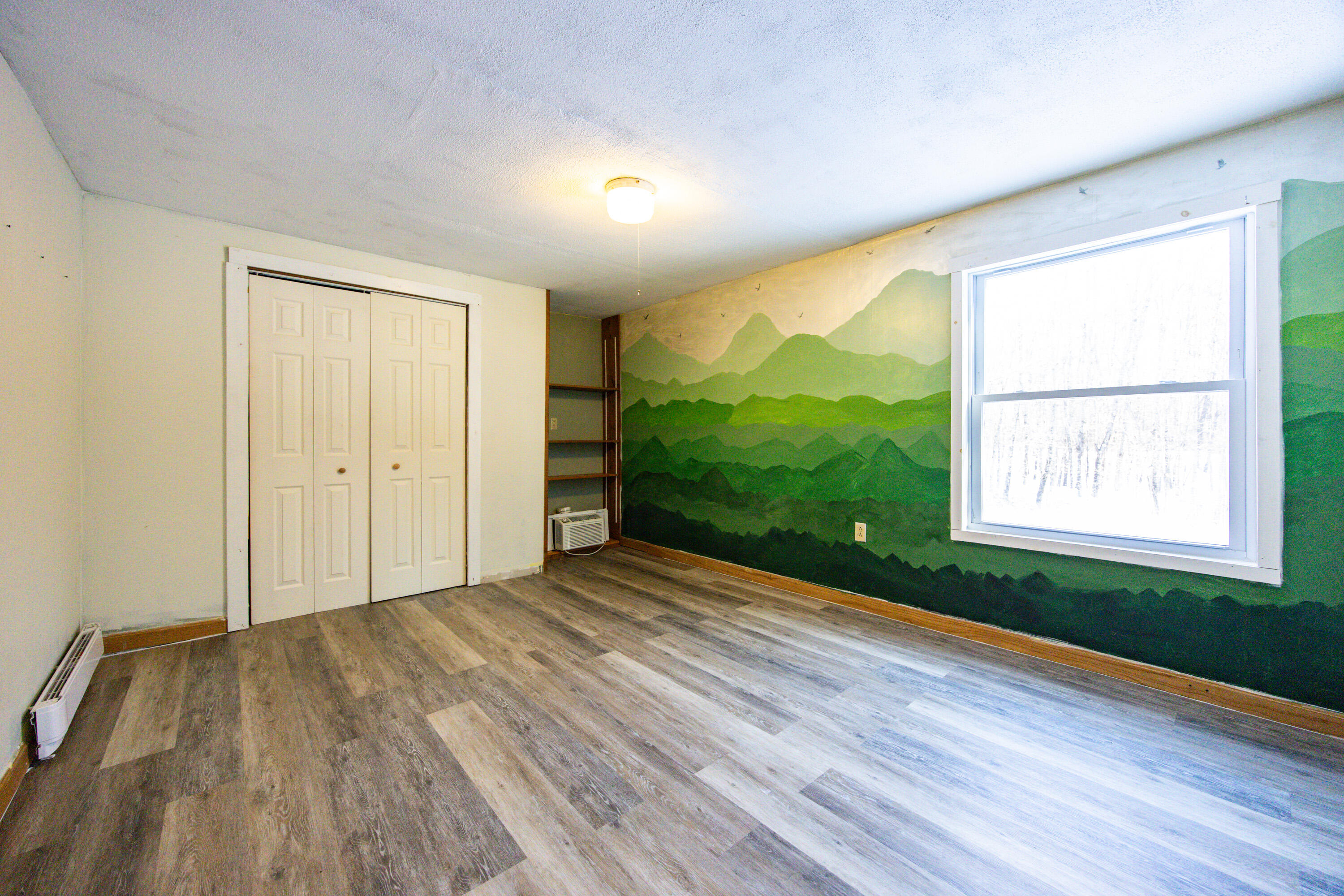 112 N Raymond Road Gray ME 04039