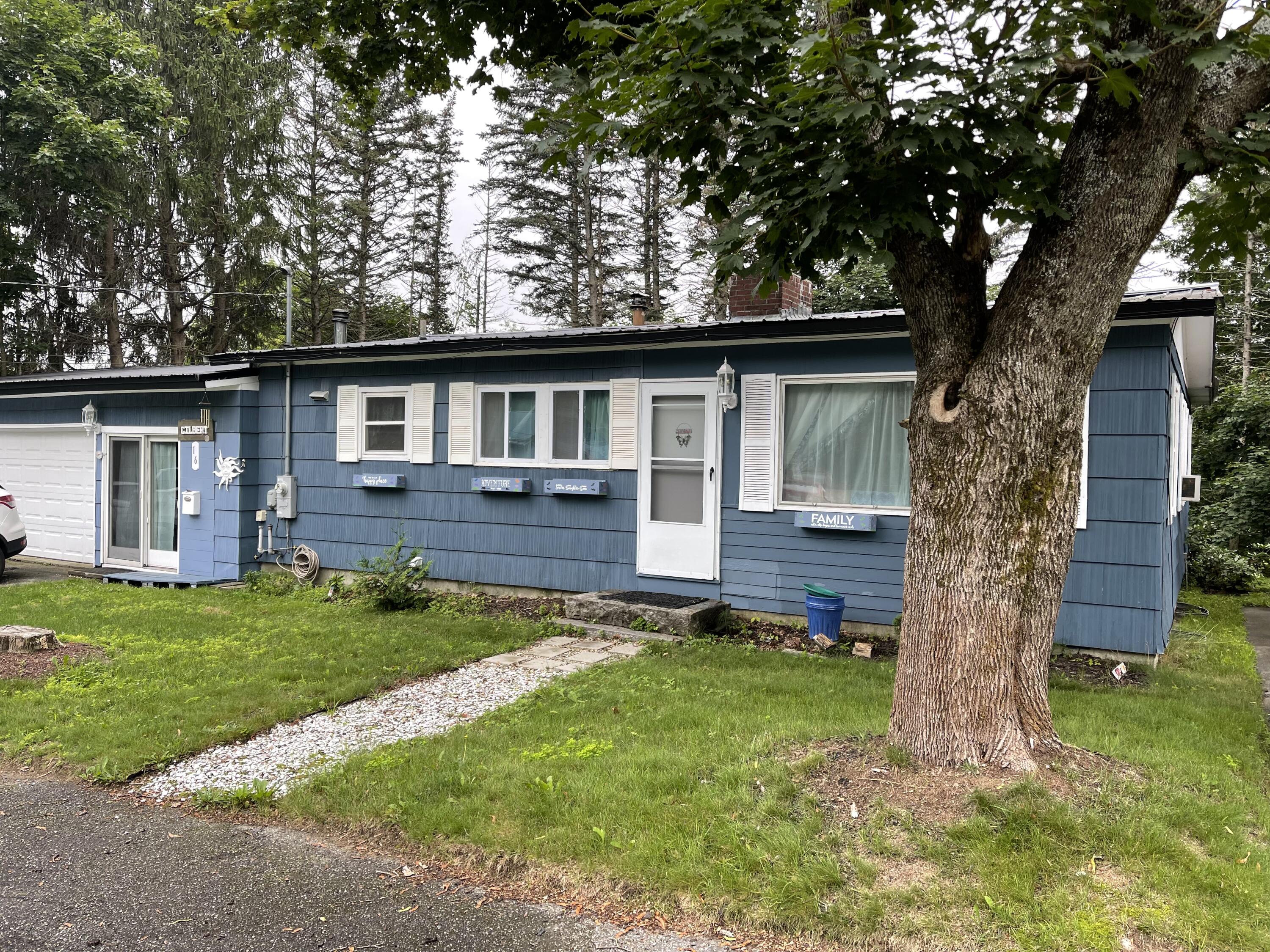 16 Tracy Street Augusta ME 04330