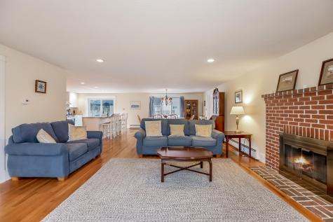 27 Surf Lane Kennebunk ME 04043