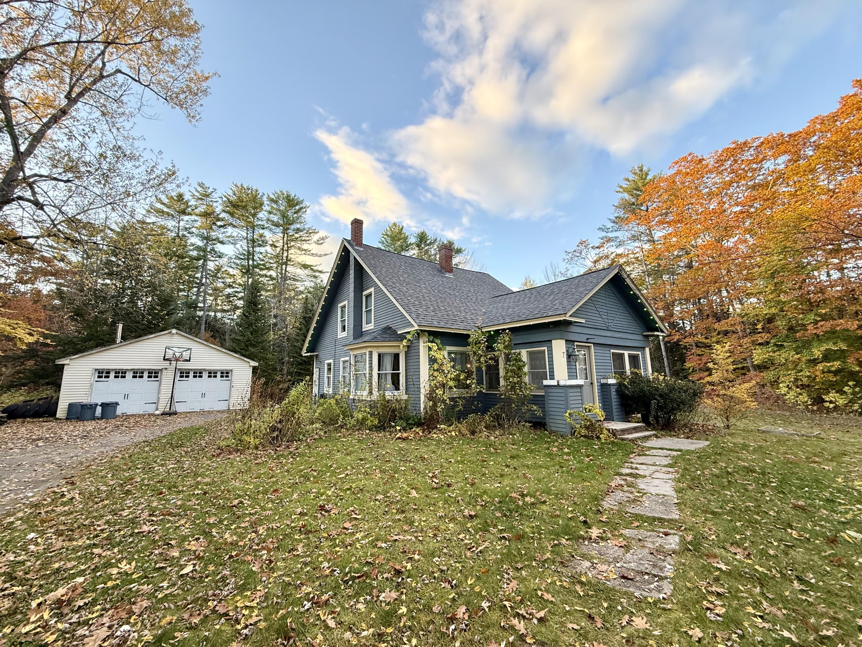 7 Old Lewiston Road Monmouth ME 04265
