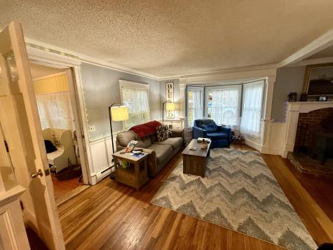 7 Old Lewiston Road Monmouth ME 04265