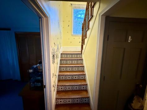 7 Old Lewiston Road Monmouth ME 04265