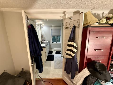 7 Old Lewiston Road Monmouth ME 04265