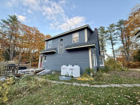 7 Old Lewiston Road Monmouth ME 04265