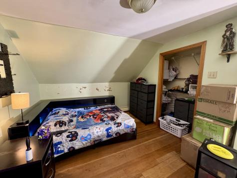 7 Old Lewiston Road Monmouth ME 04265