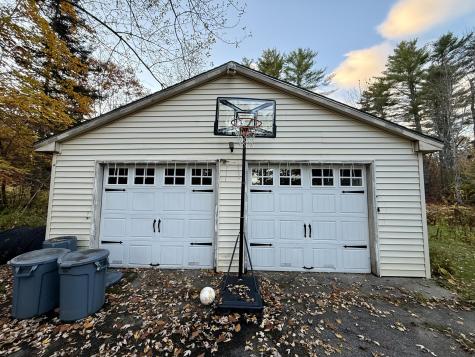 7 Old Lewiston Road Monmouth ME 04265