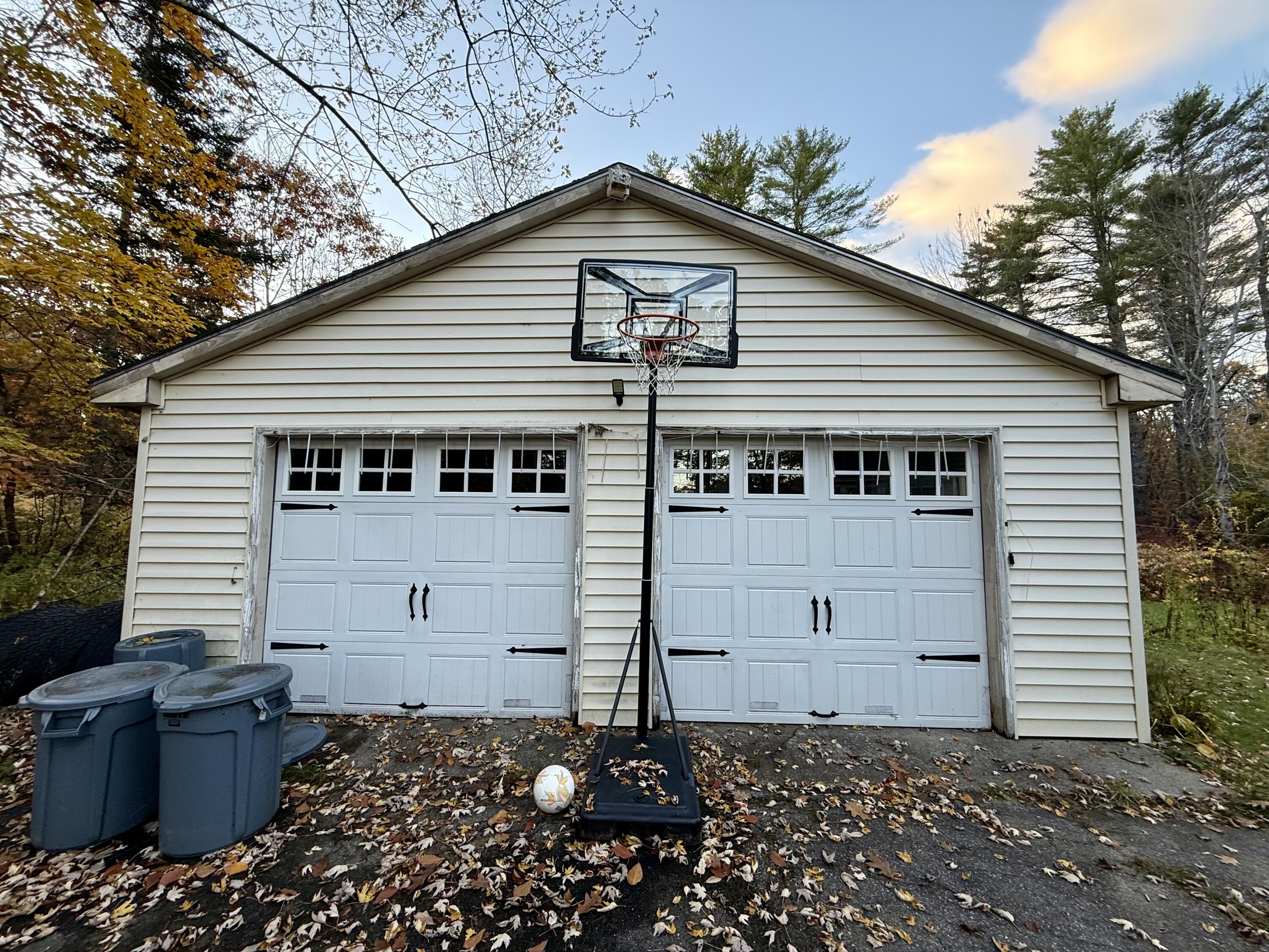 7 Old Lewiston Road Monmouth ME 04265