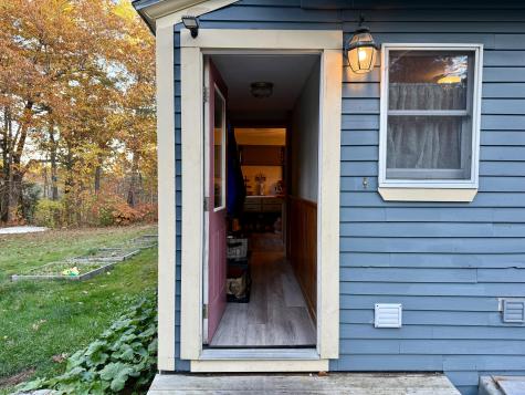 7 Old Lewiston Road Monmouth ME 04265