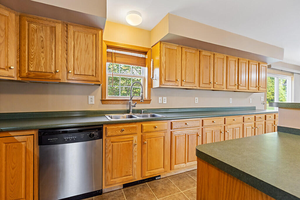 57 Elm Lane Windsor ME 04363