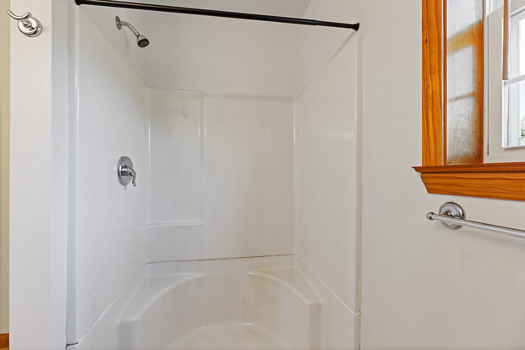 57 Elm Lane Windsor ME 04363