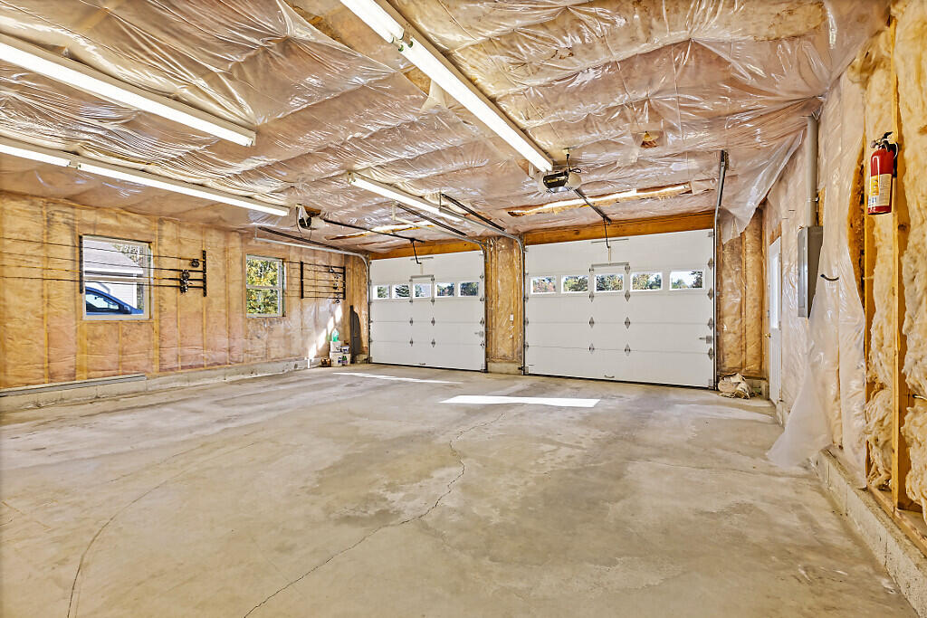 57 Elm Lane Windsor ME 04363