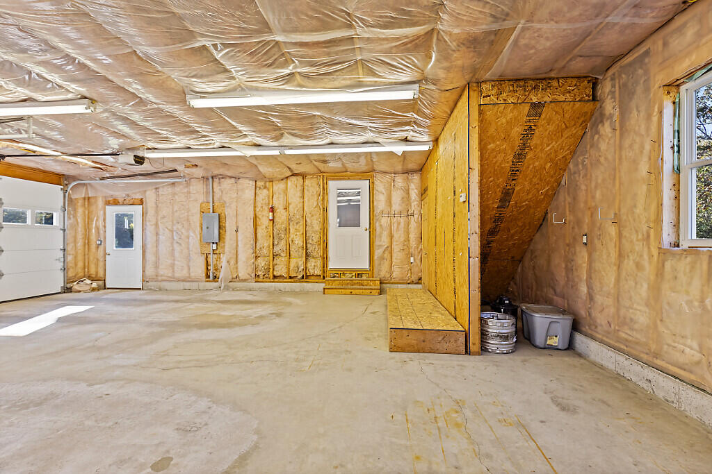 57 Elm Lane Windsor ME 04363