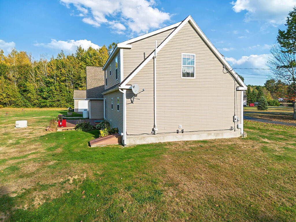 57 Elm Lane Windsor ME 04363