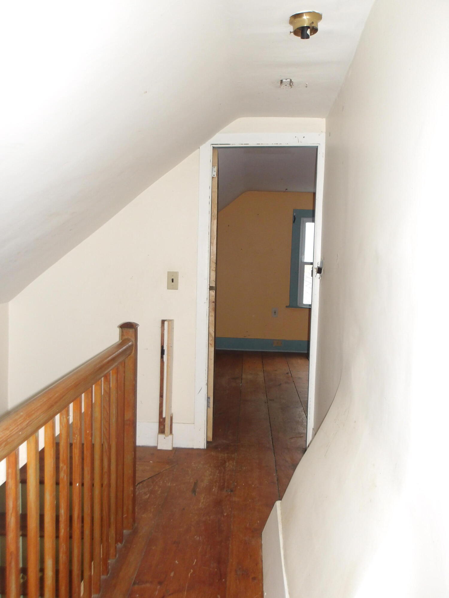 616 Old County Road Rockland ME 04841