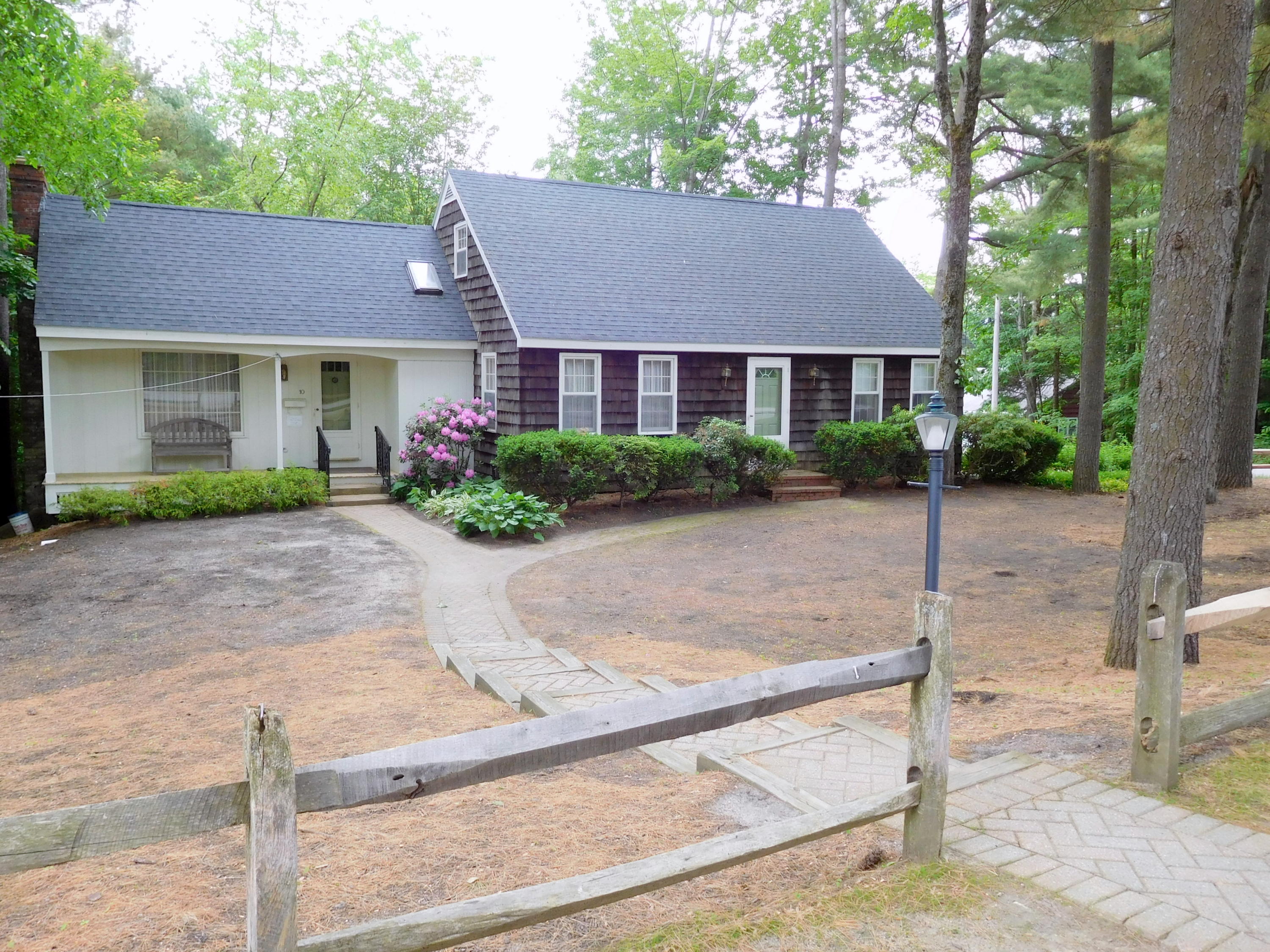 10 Hillside Avenue Auburn ME 04210