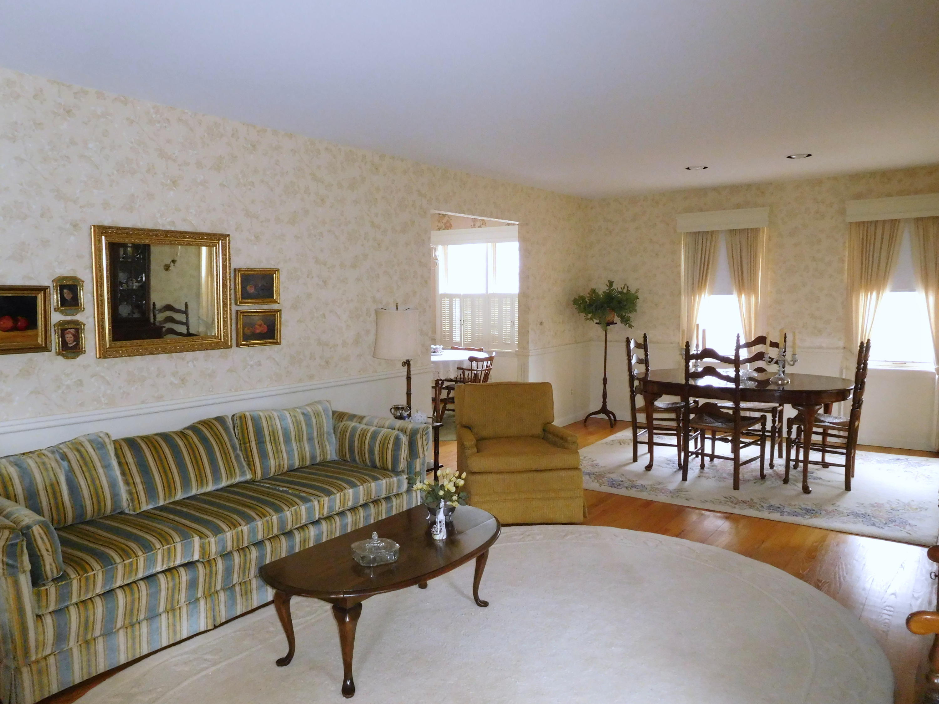 10 Hillside Avenue Auburn ME 04210