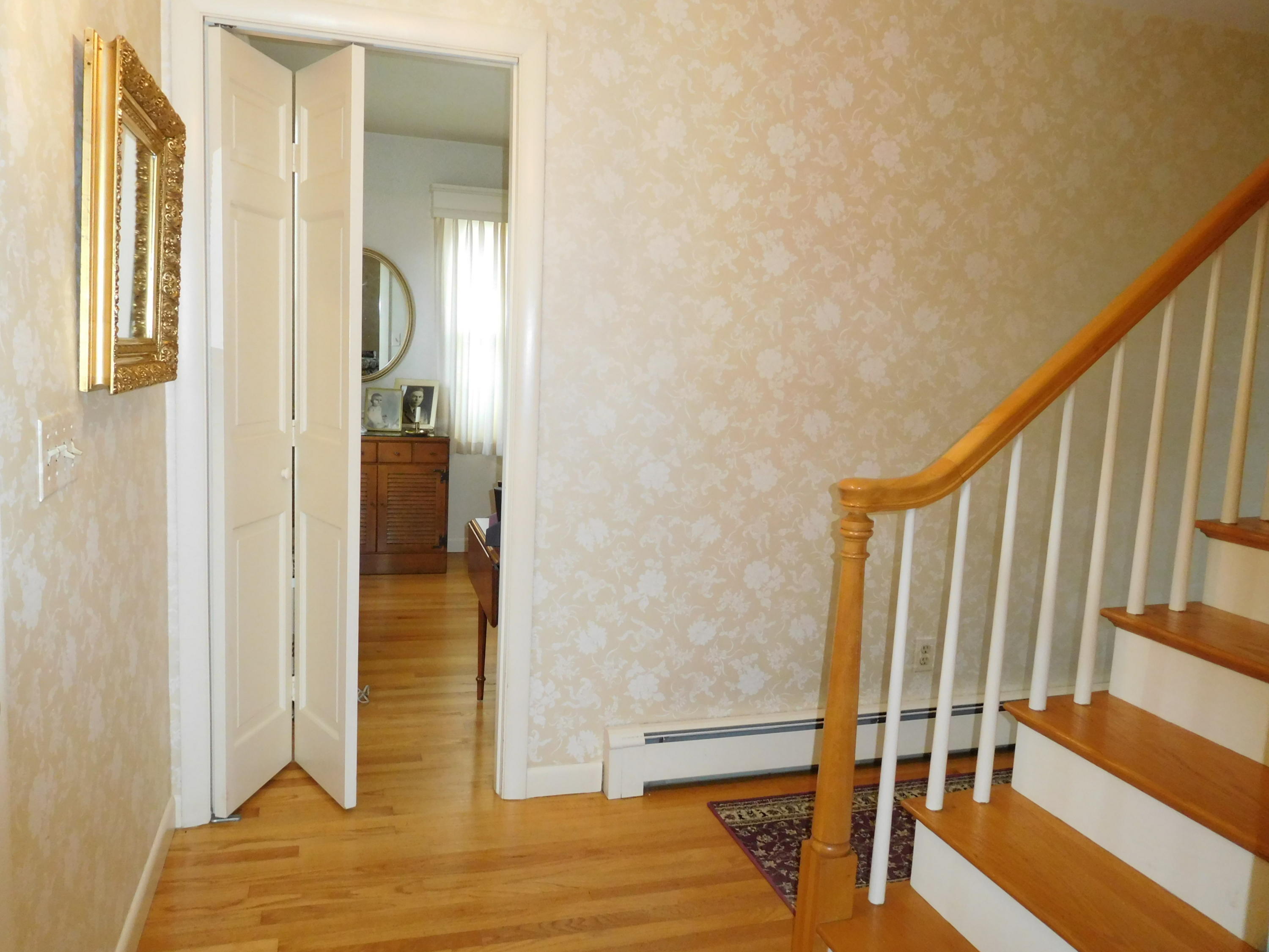 10 Hillside Avenue Auburn ME 04210