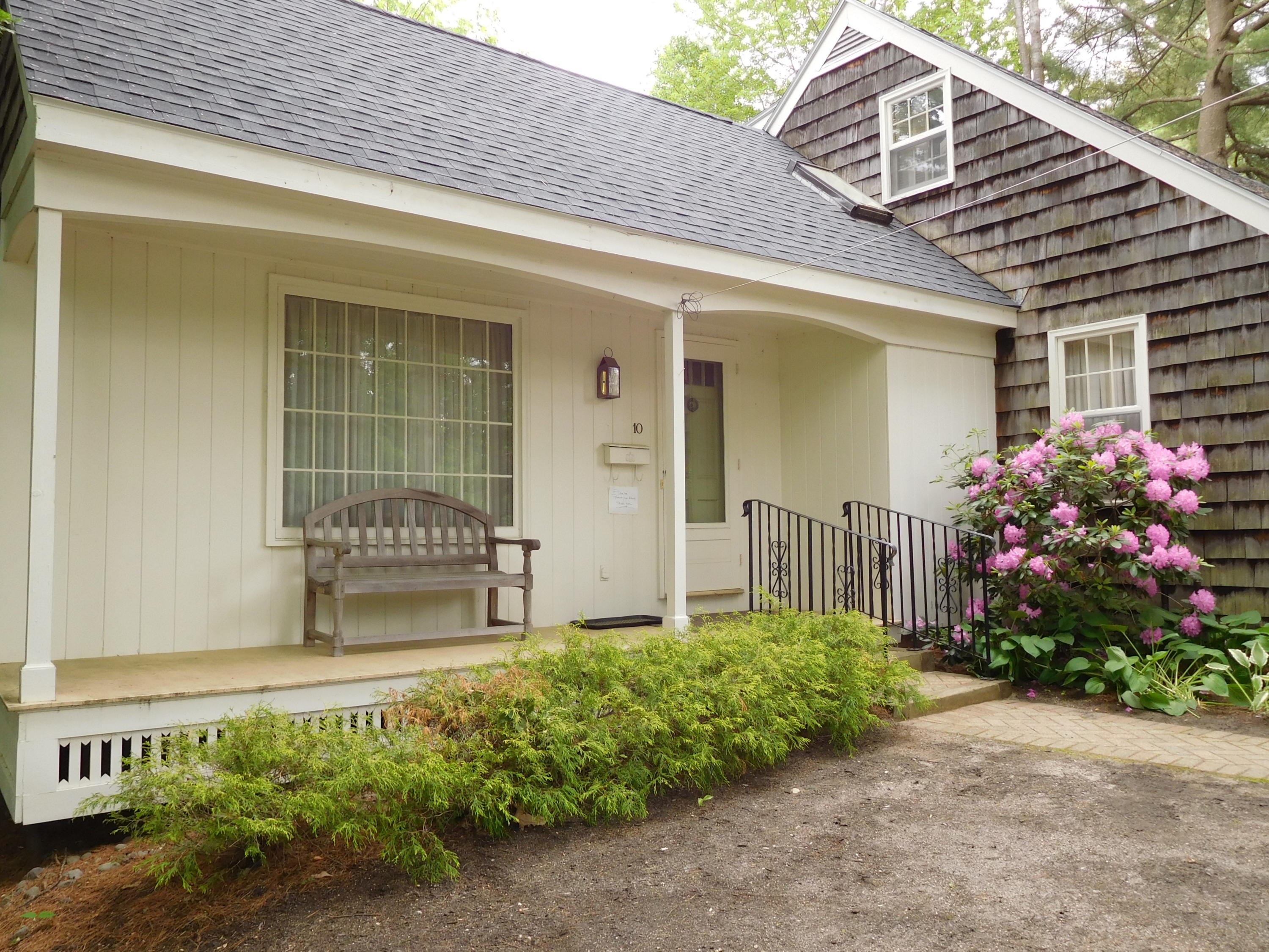 10 Hillside Avenue Auburn ME 04210