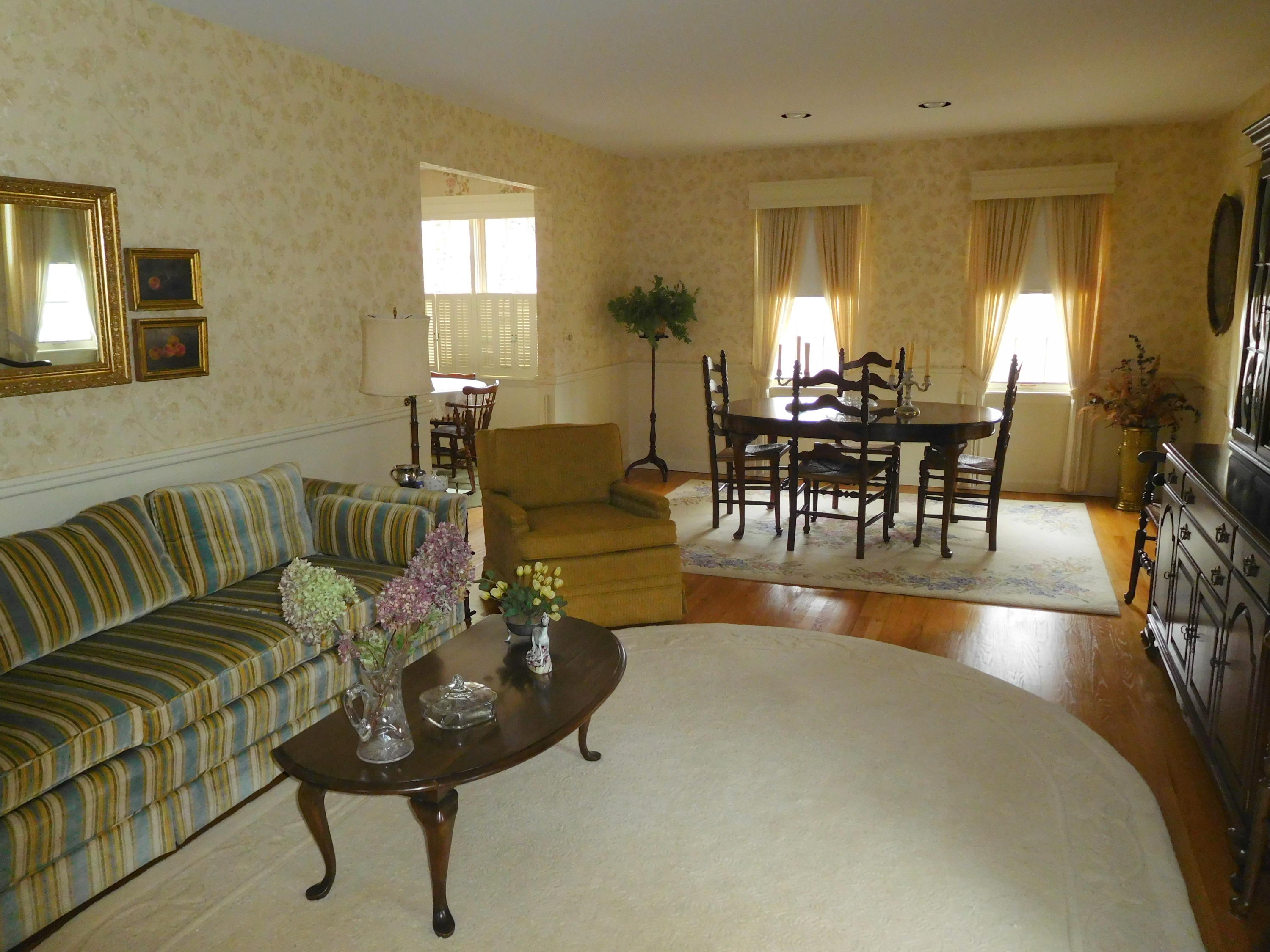 10 Hillside Avenue Auburn ME 04210