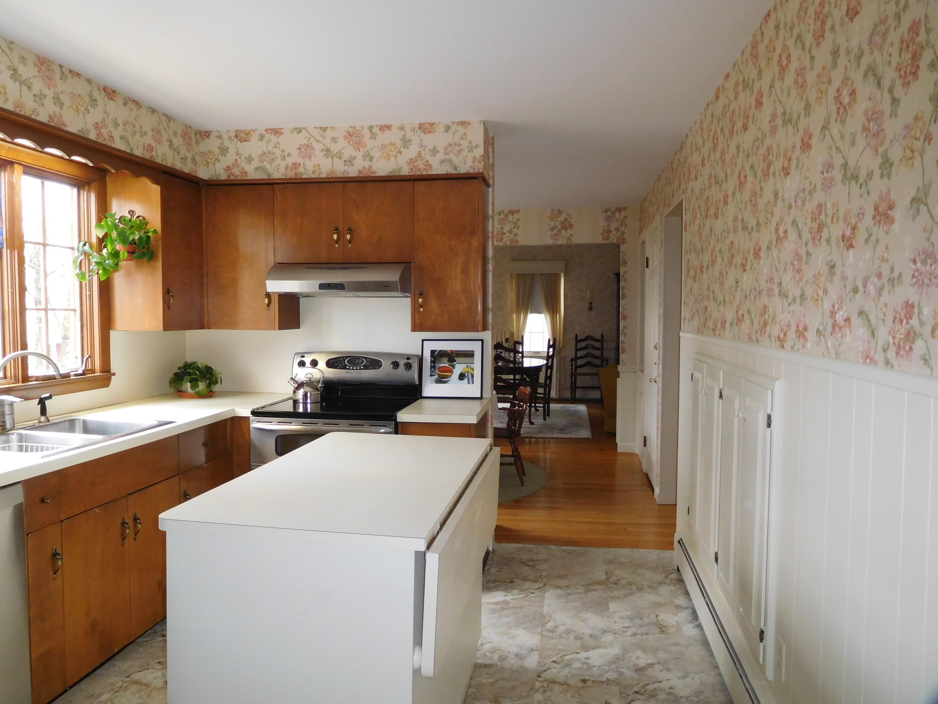 10 Hillside Avenue Auburn ME 04210