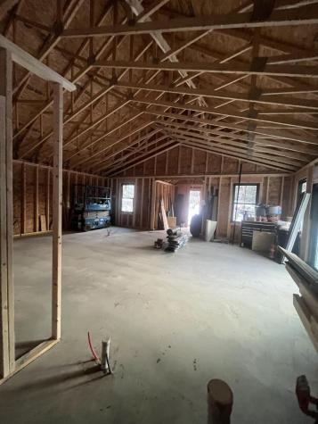 2126 Us Highway 1 Sullivan ME 04664